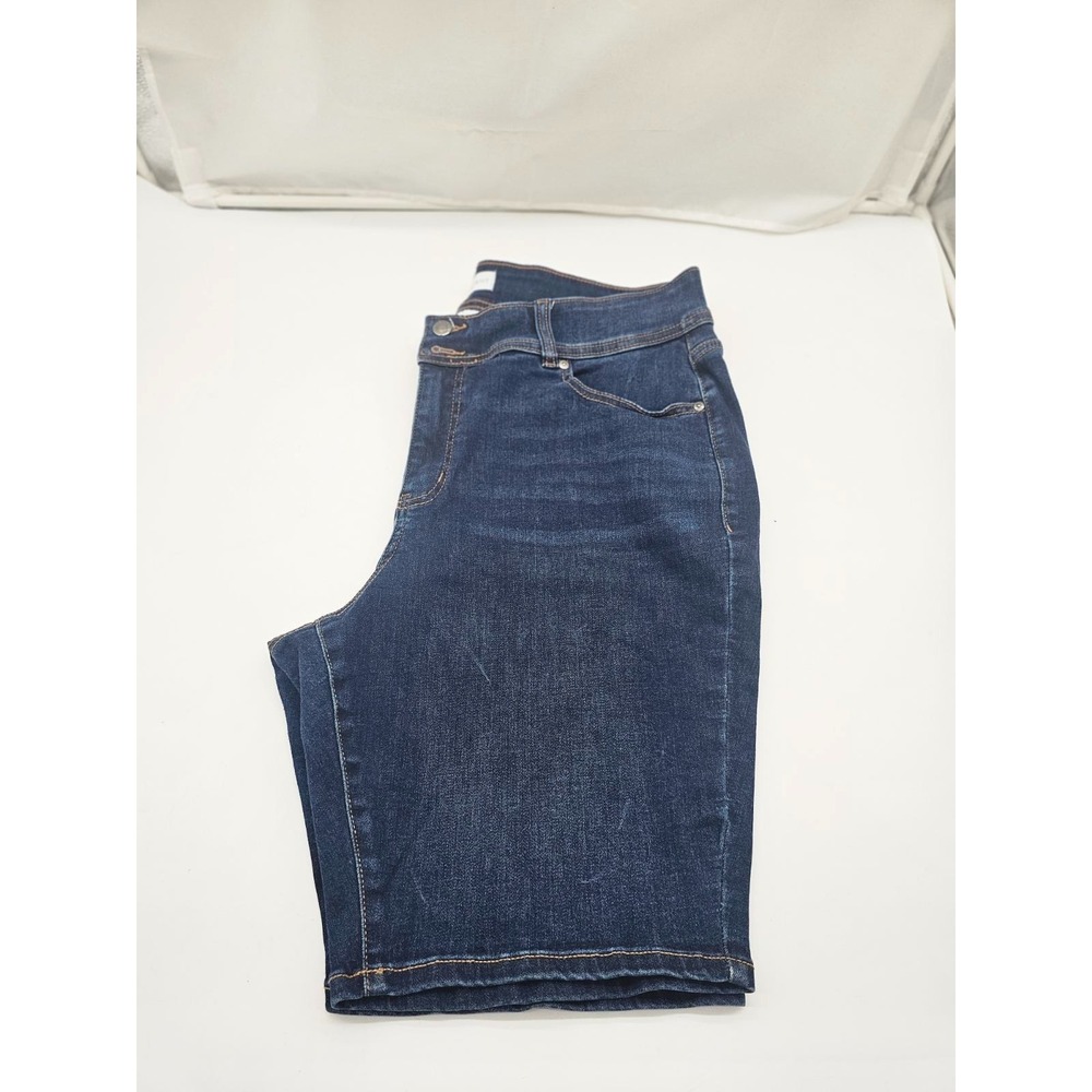 Lane Bryant Women Plus Size 18 Bermuda Shorts Flex Magic Waistband Tighter Tummy - Picture 3 of 5